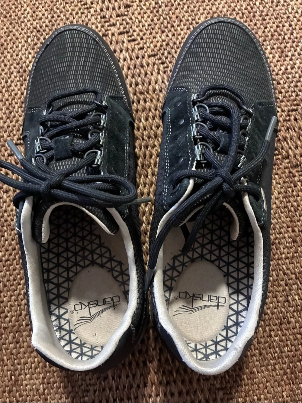 Dansko Peggy shoe 8.5-9